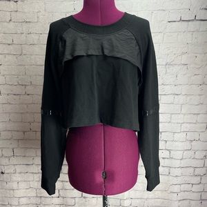 Lime and Vine size large black cropped sweatshirt